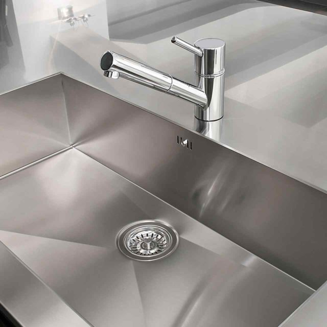 http://theclogbusters.com/wp-content/uploads/2018/10/gallery_projects_21-640x640.jpg